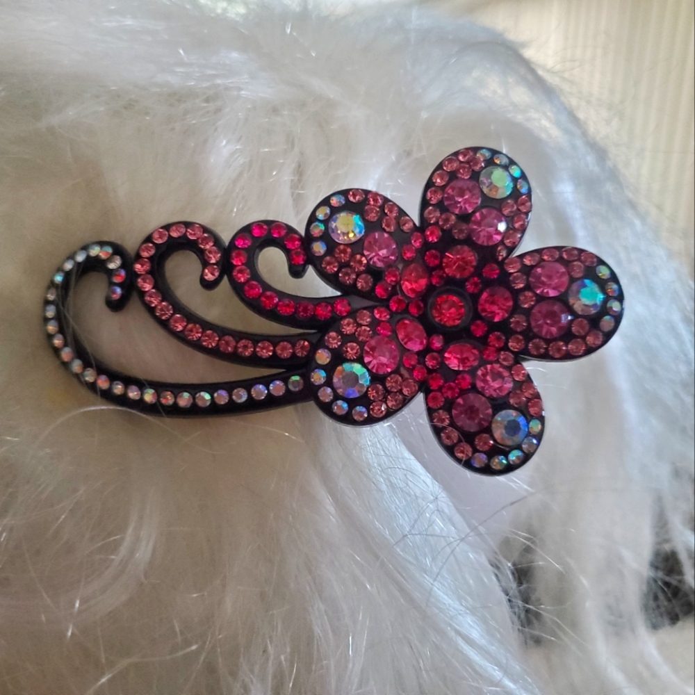 Crystal hair clip